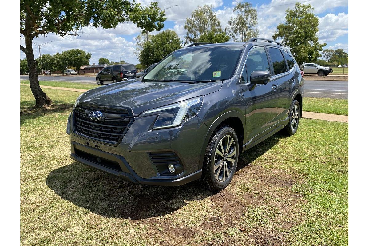 2024 Subaru Forester 2.5i Premium S5