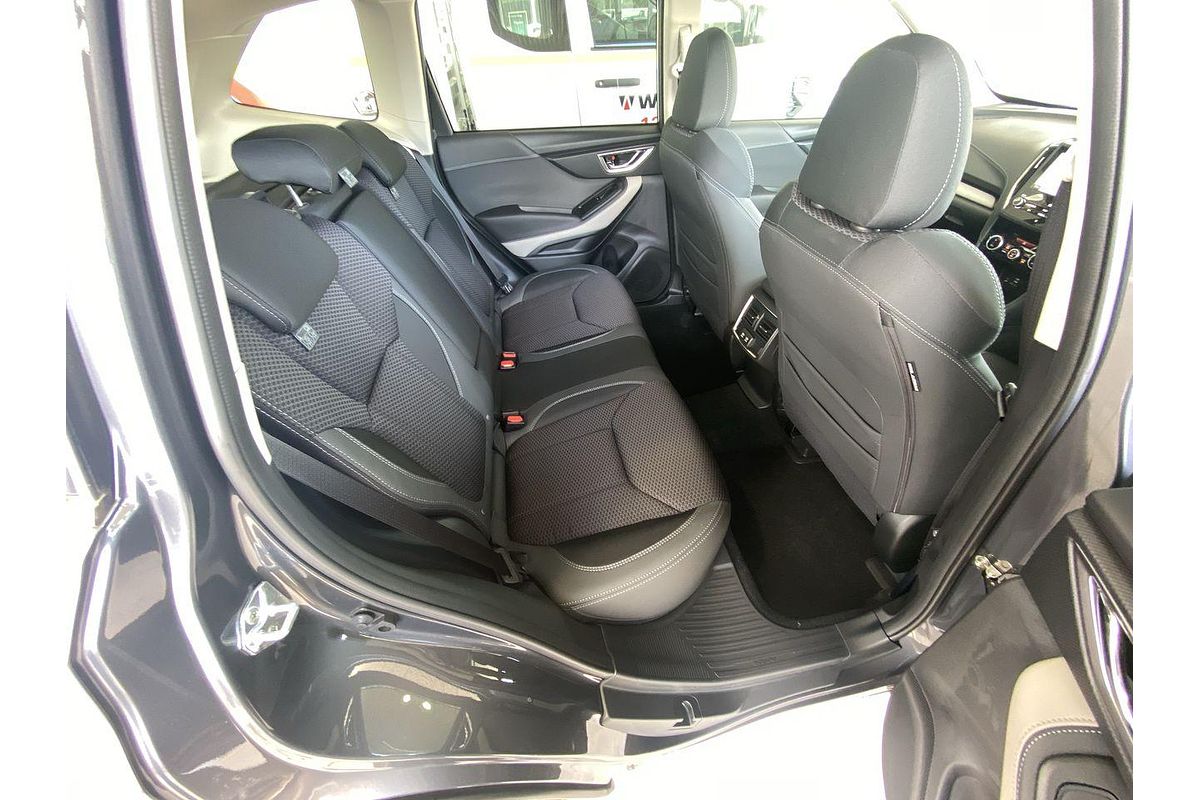2024 Subaru Forester 2.5i Premium S5