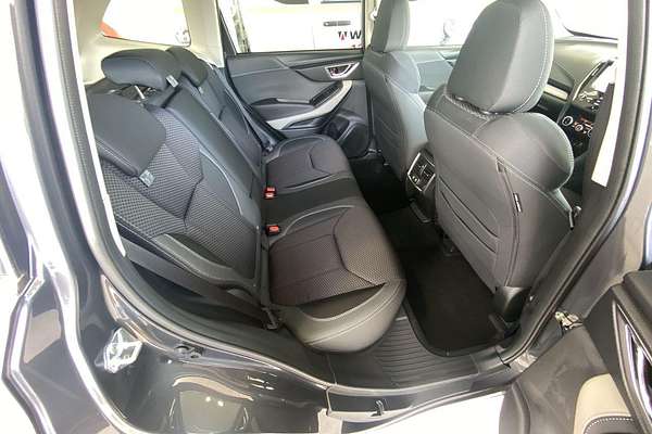 2024 Subaru Forester 2.5i Premium S5