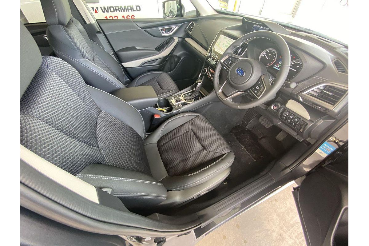 2024 Subaru Forester 2.5i Premium S5