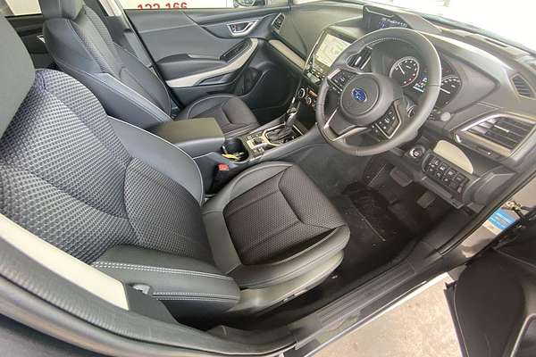 2024 Subaru Forester 2.5i Premium S5