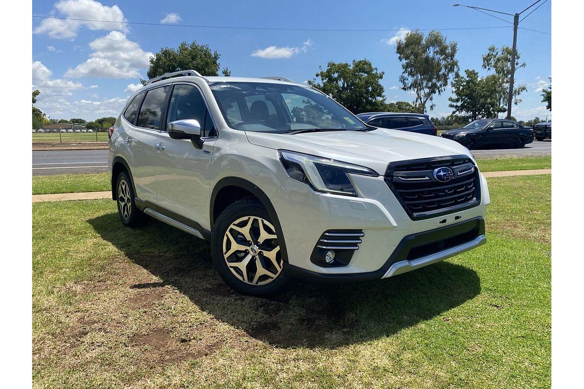 2024 Subaru Forester Hybrid L S5