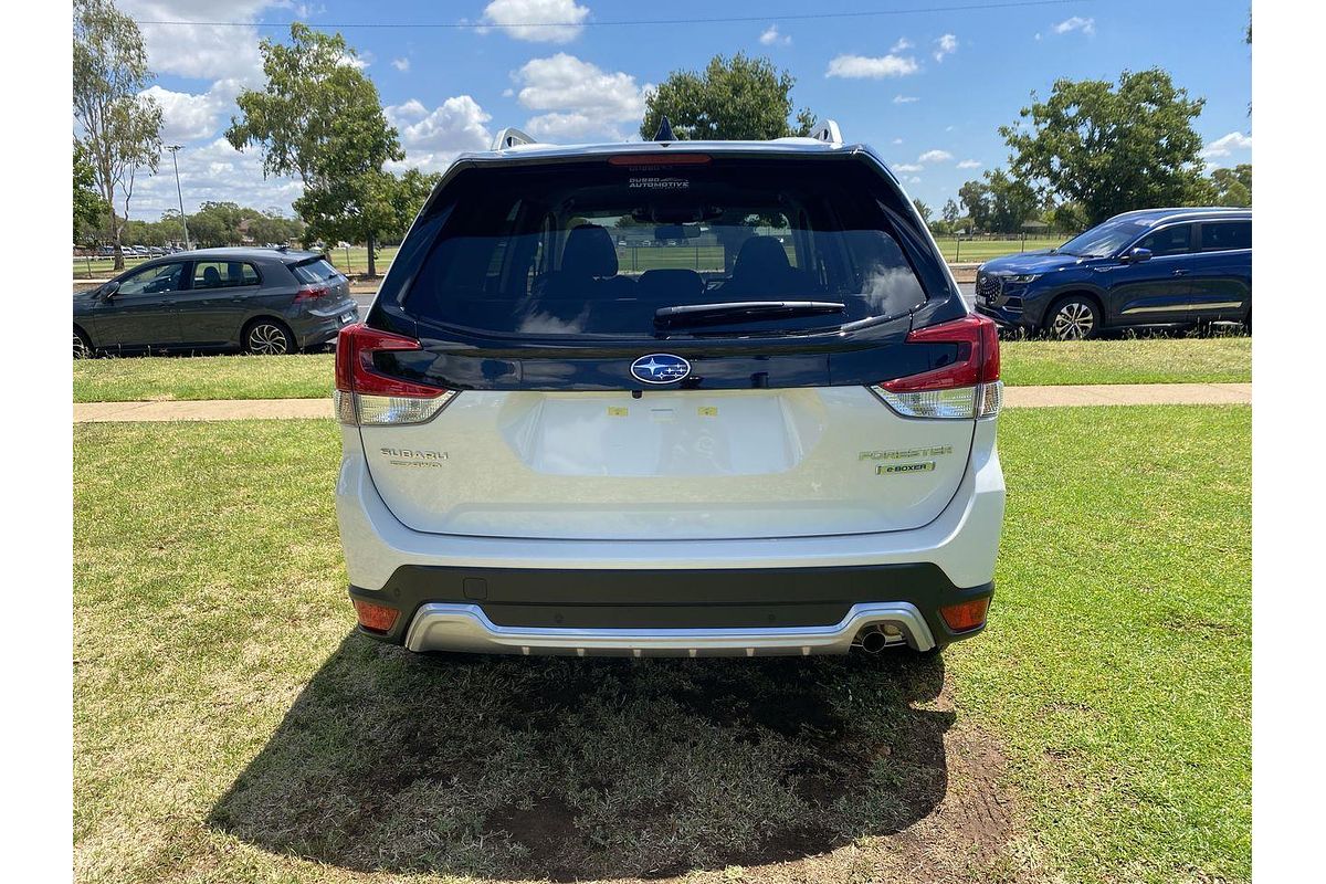 2024 Subaru Forester Hybrid L S5