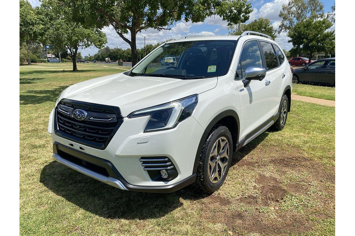 2024 Subaru Forester Hybrid L S5
