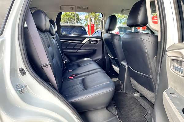 2016 Mitsubishi Pajero Sport GLS QE