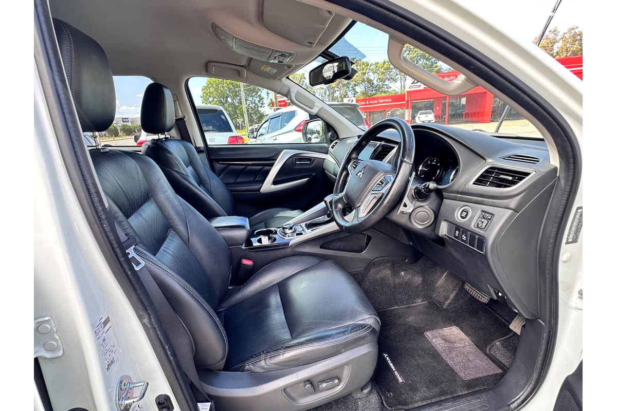 2016 Mitsubishi Pajero Sport GLS QE