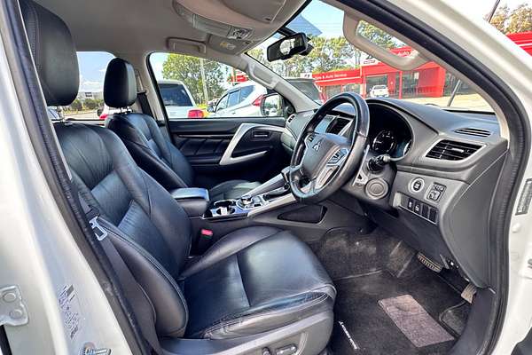 2016 Mitsubishi Pajero Sport GLS QE