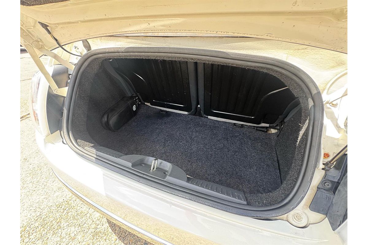 2011 Fiat 500C Series 1