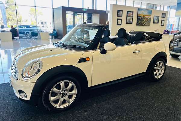 2009 MINI Cabrio Cooper R57