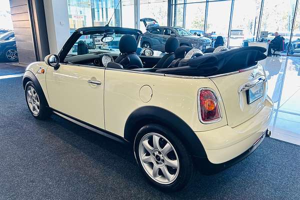 2009 MINI Cabrio Cooper R57