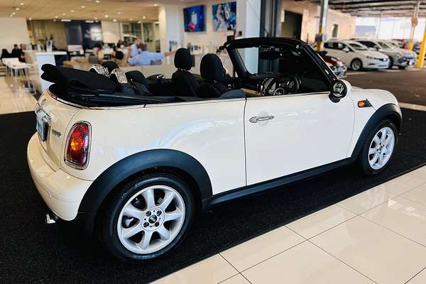 2009 MINI Cabrio Cooper R57