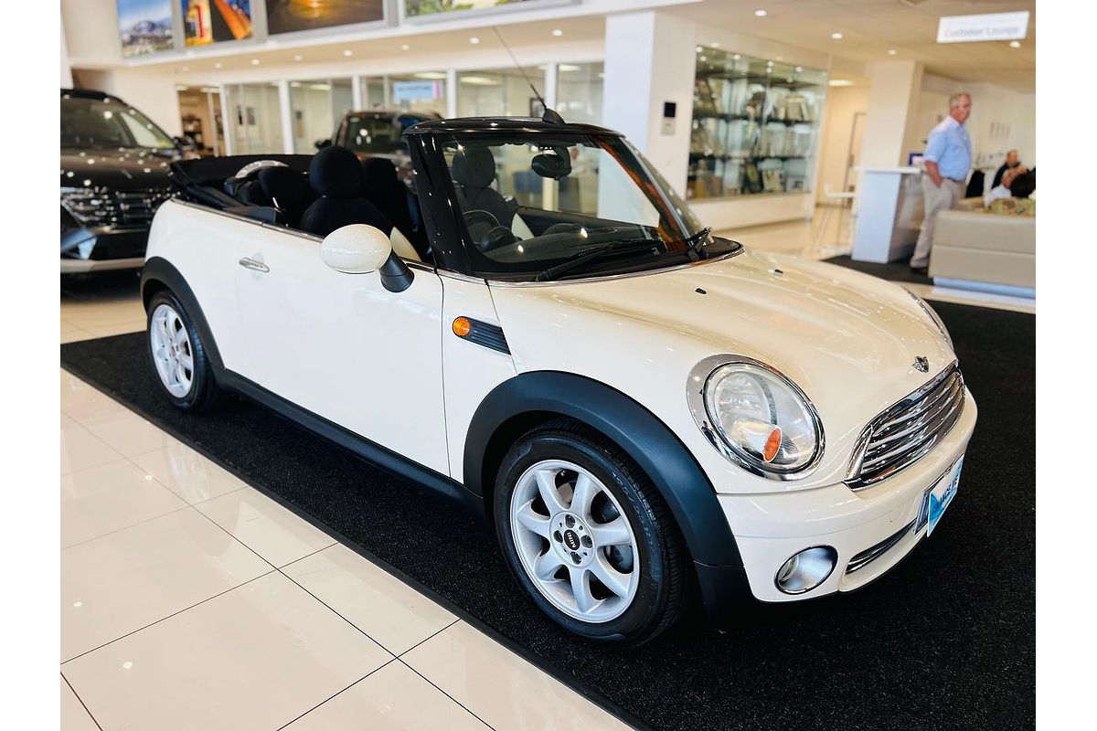 2009 MINI Cabrio Cooper R57