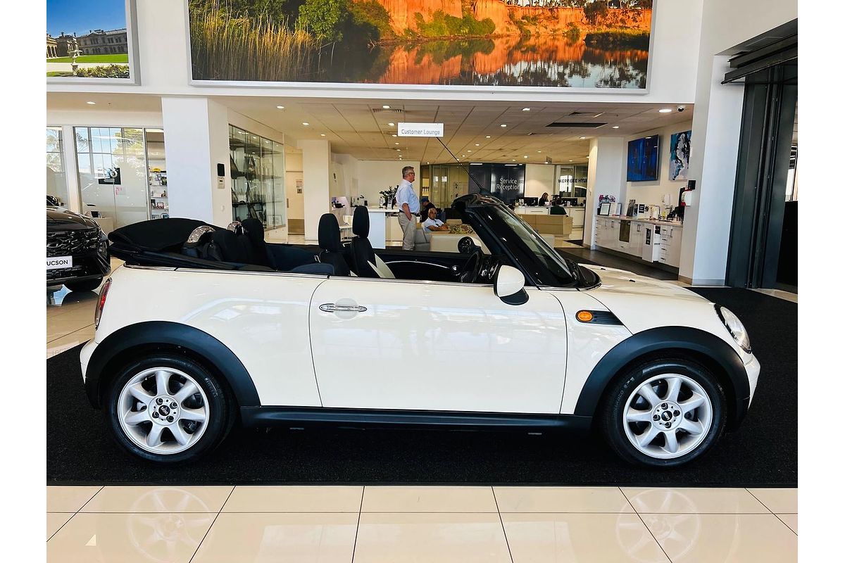 2009 MINI Cabrio Cooper R57