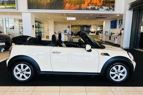 2009 MINI Cabrio Cooper R57