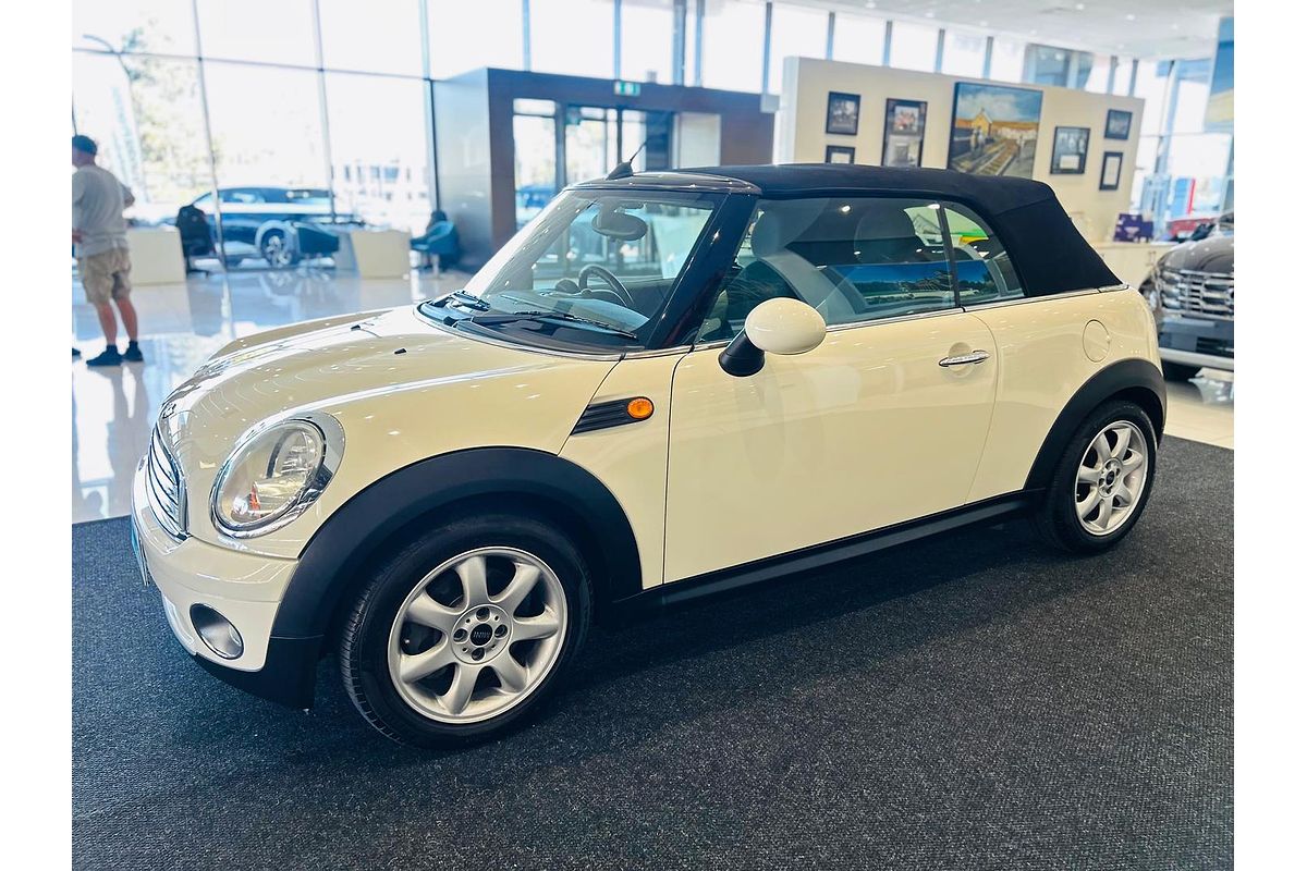 2009 MINI Cabrio Cooper R57