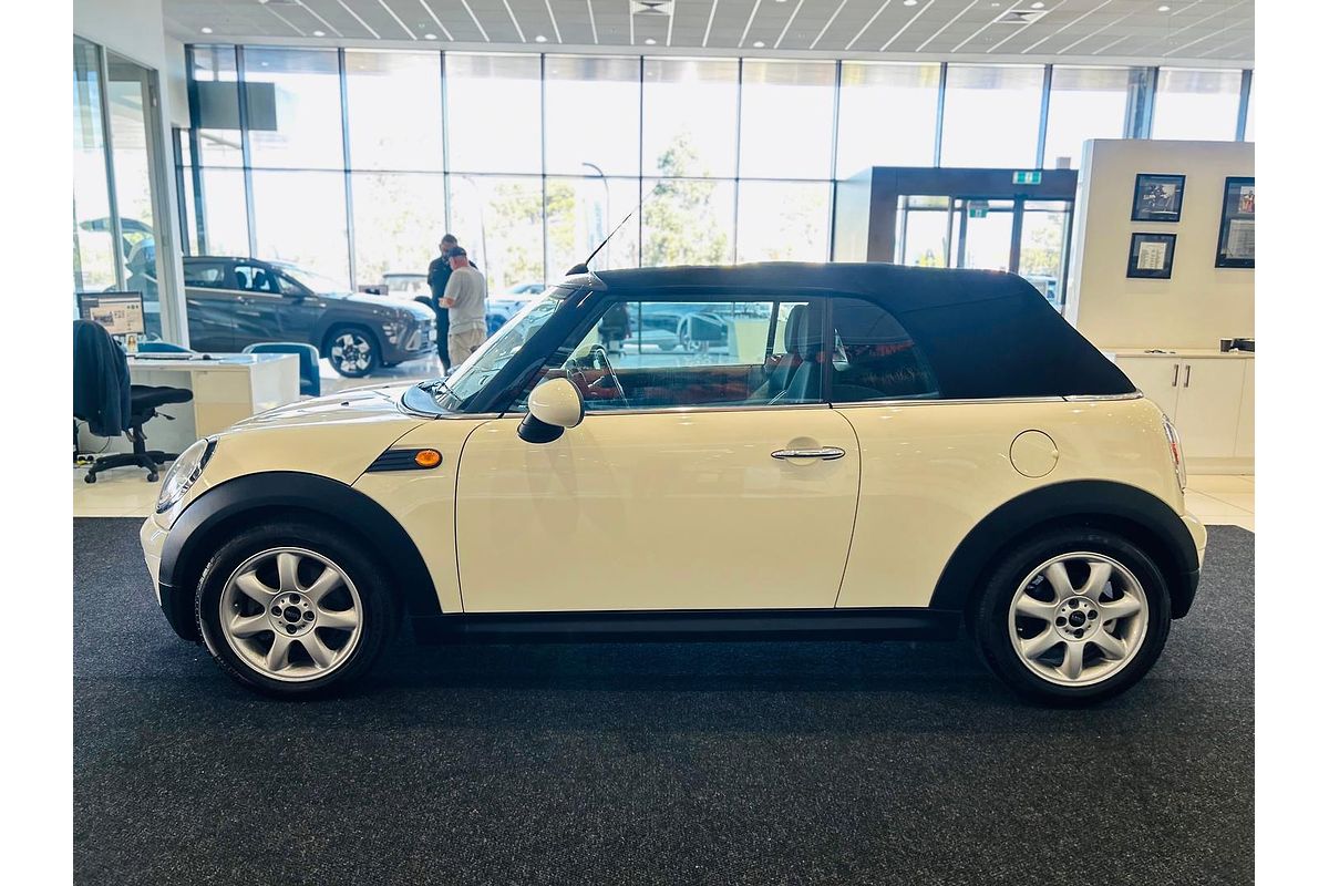 2009 MINI Cabrio Cooper R57