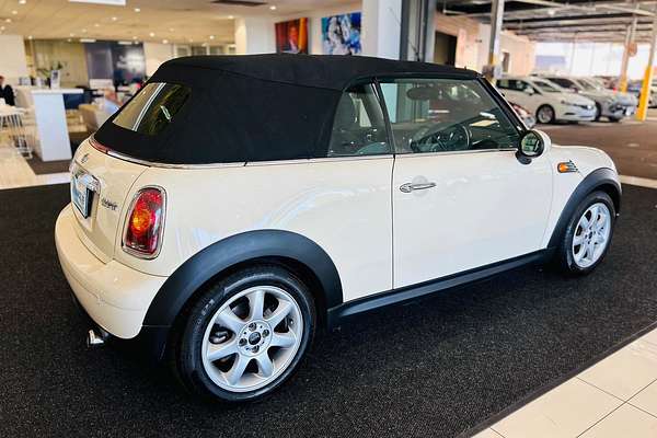 2009 MINI Cabrio Cooper R57