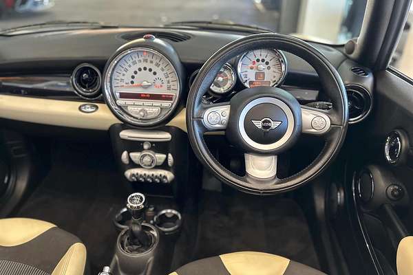 2009 MINI Cabrio Cooper R57