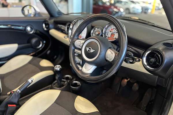 2009 MINI Cabrio Cooper R57