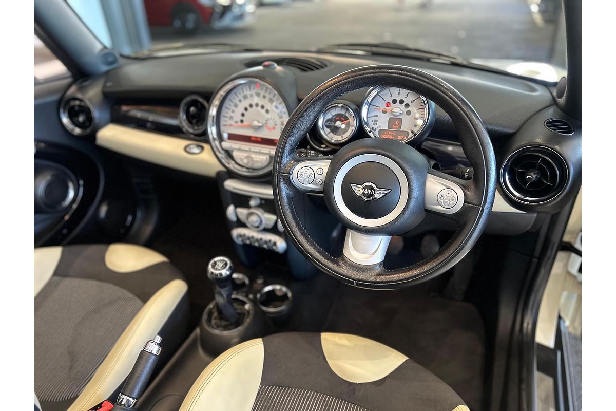 2009 MINI Cabrio Cooper R57