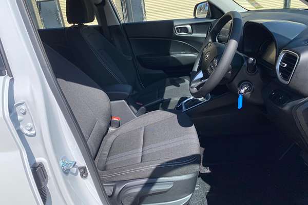2024 Hyundai Venue  QX.V5