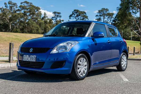 2013 Suzuki Swift GL Navigator FZ