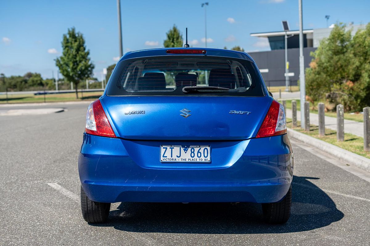2013 Suzuki Swift GL Navigator FZ