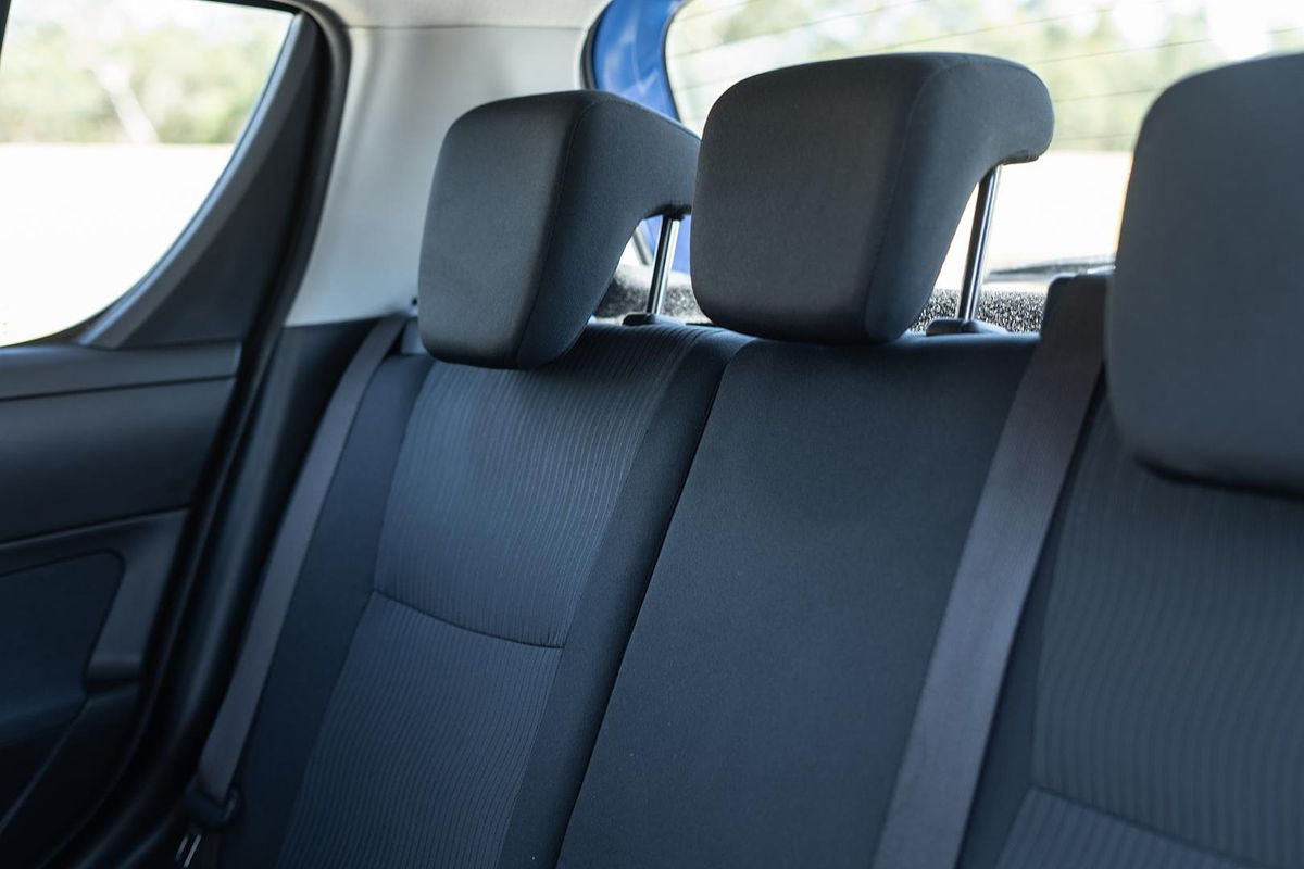 2013 Suzuki Swift GL Navigator FZ