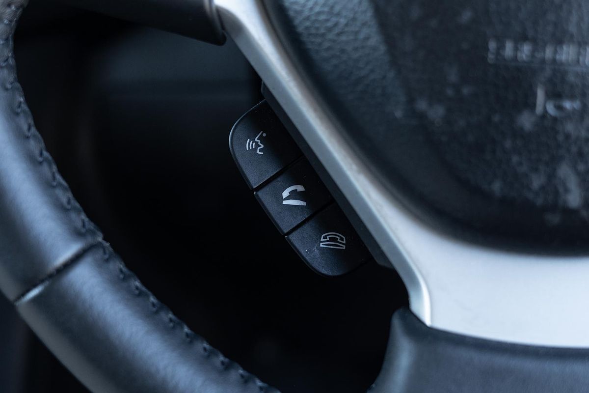 2013 Suzuki Swift GL Navigator FZ