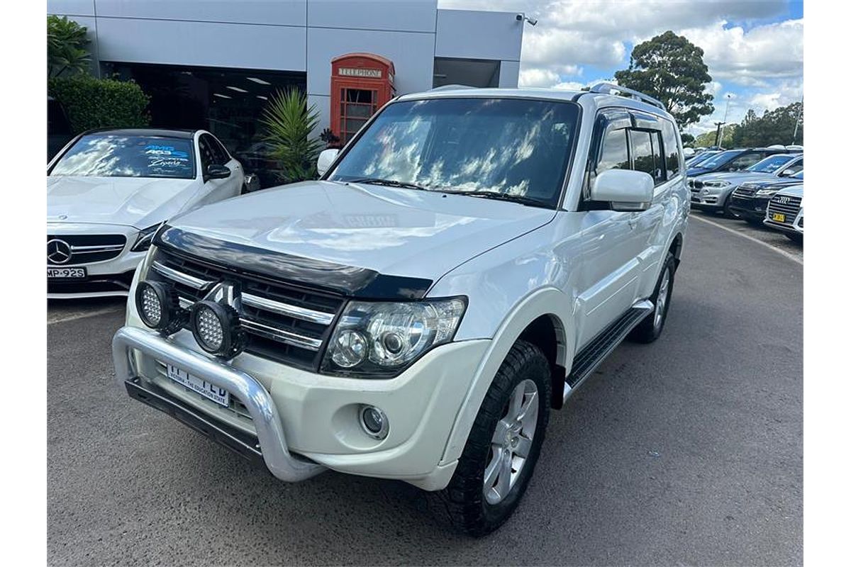 2007 Mitsubishi Pajero VR-X NS