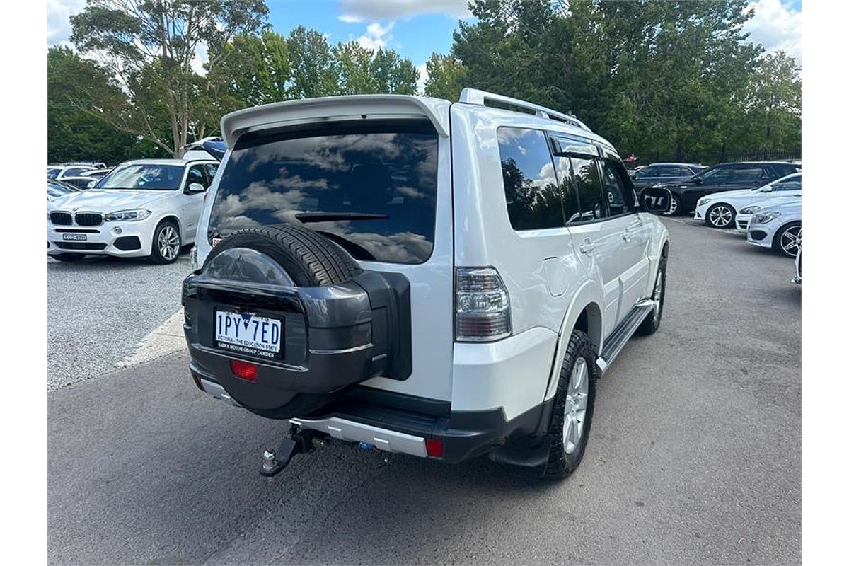 2007 Mitsubishi Pajero VR-X NS
