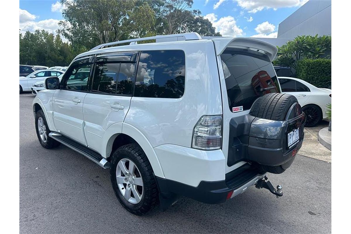 2007 Mitsubishi Pajero VR-X NS