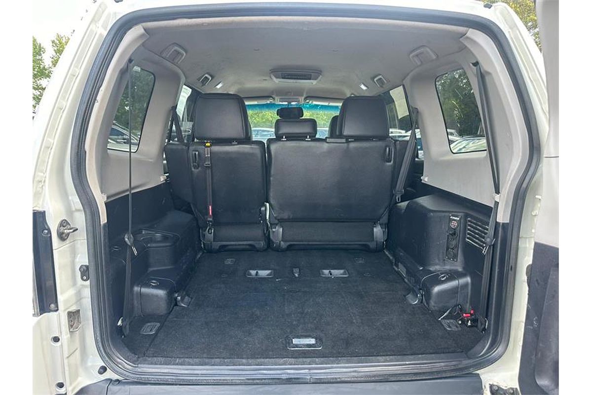 2007 Mitsubishi Pajero VR-X NS