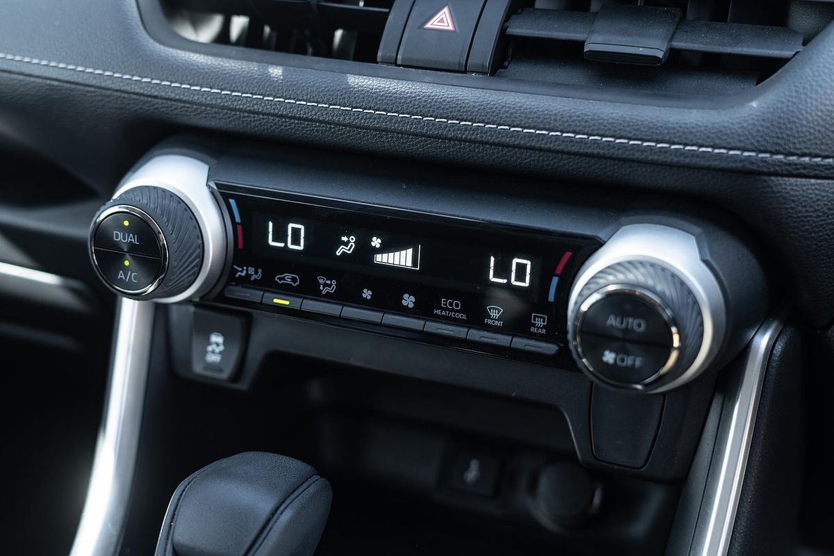2020 Toyota RAV4 GX AXAH52R
