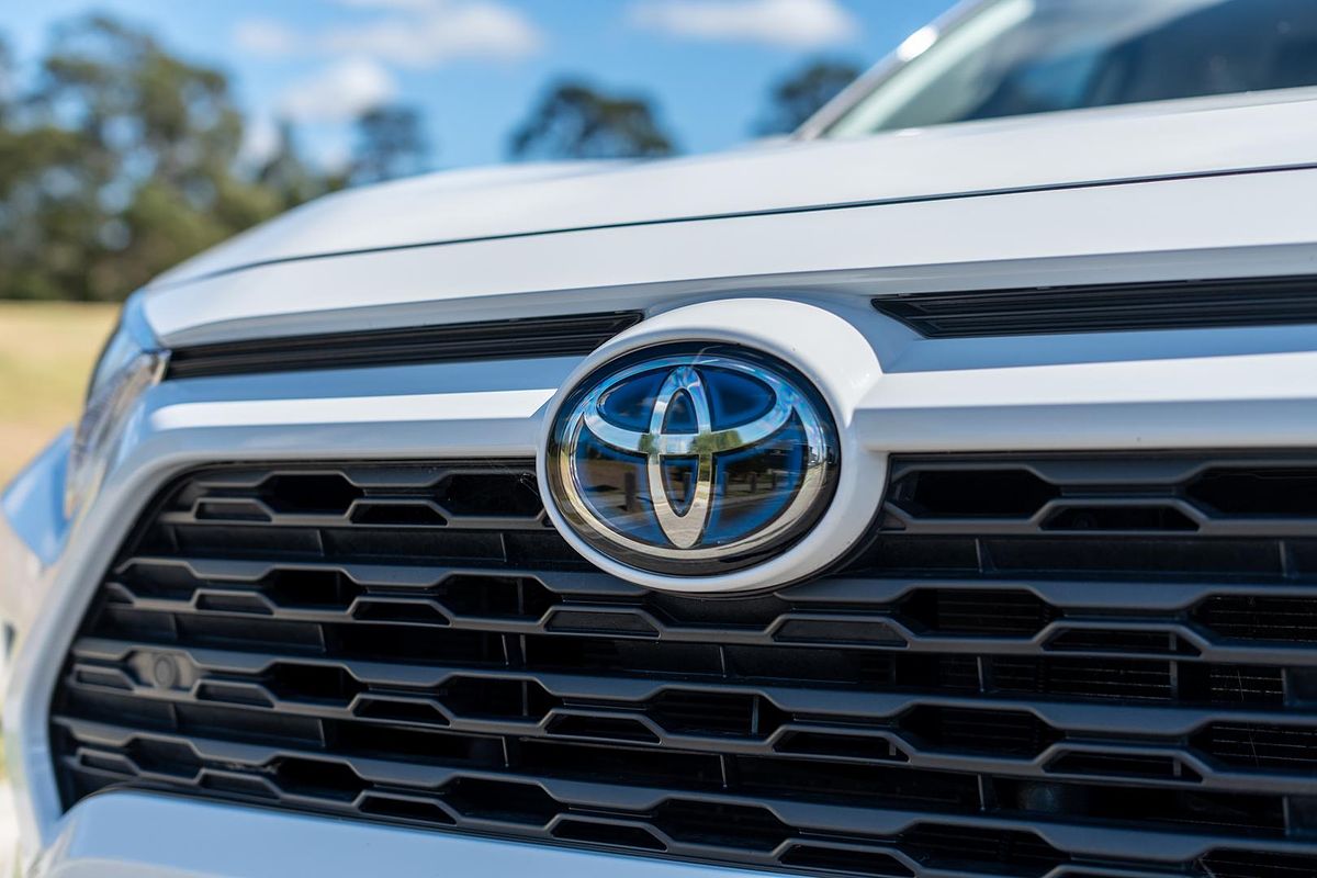 2020 Toyota RAV4 GX AXAH52R