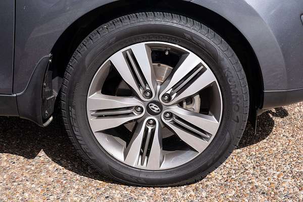 2013 Hyundai ix35 Highlander LM2