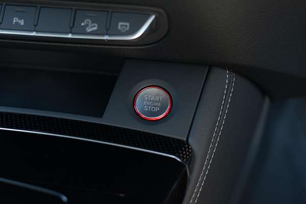2024 Audi SQ5 TDI FY