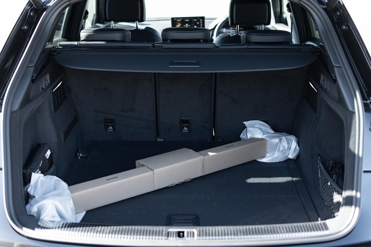 2024 Audi SQ5 TDI FY