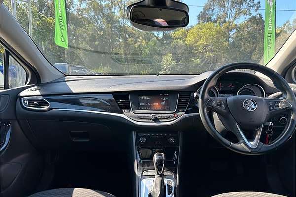 2018 Holden ASTRA R BK MY18