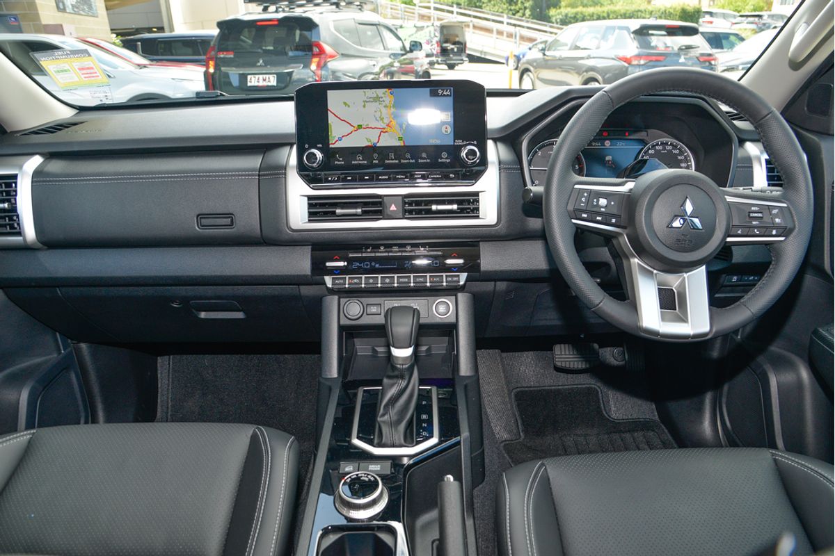 2024 Mitsubishi Triton GLS MV 4X4