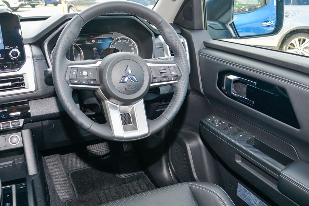 2024 Mitsubishi Triton GLS MV 4X4