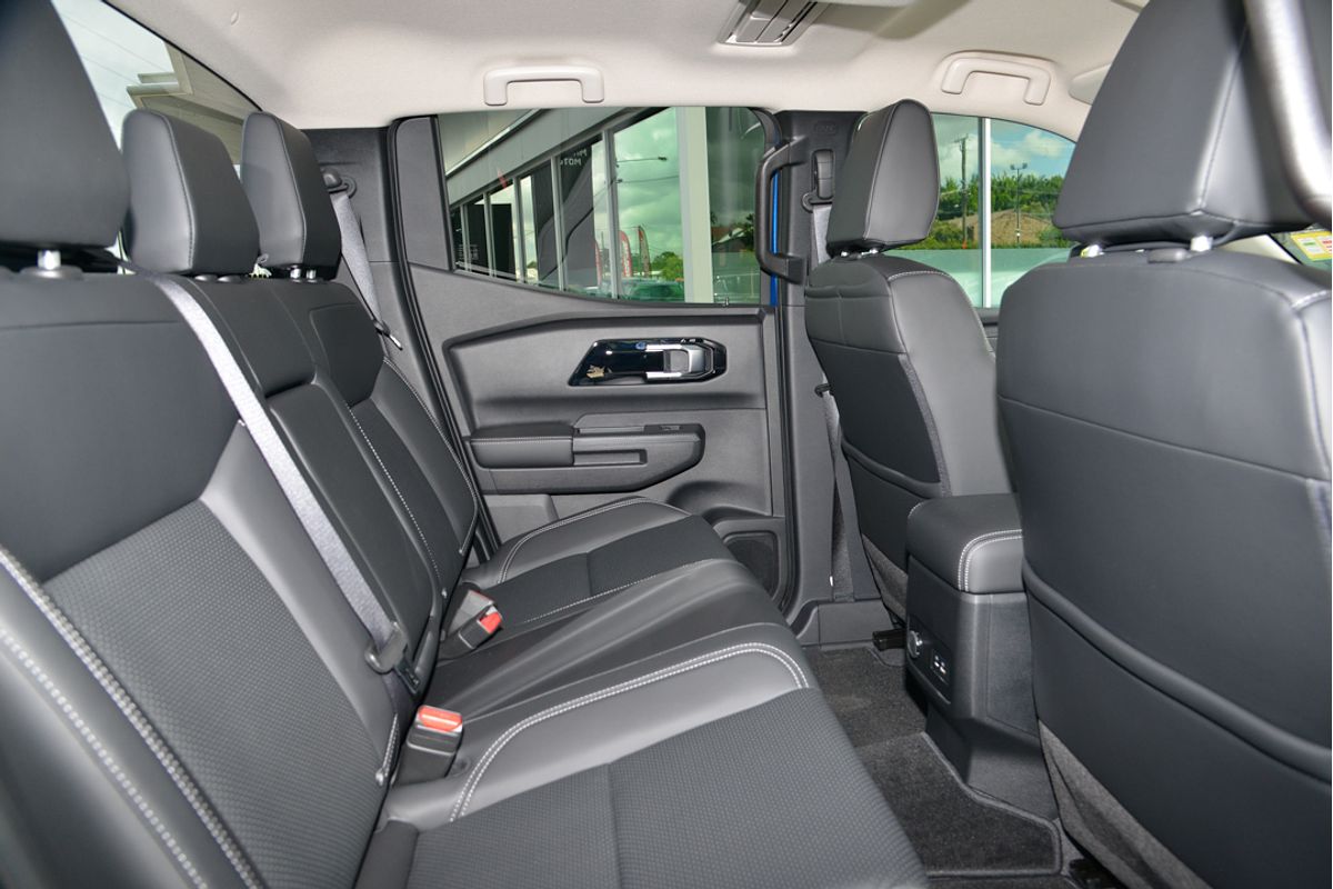 2024 Mitsubishi Triton GLS MV 4X4