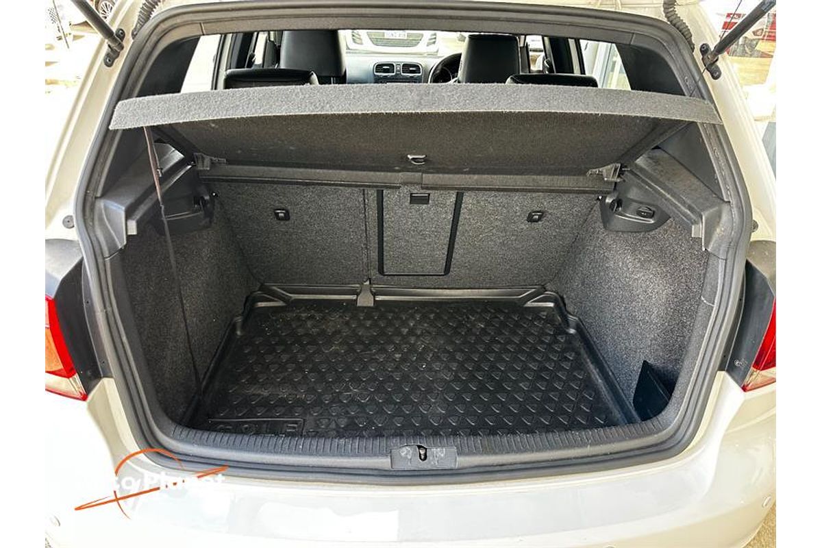 2011 Volkswagen GOLF GTi 1K MY11