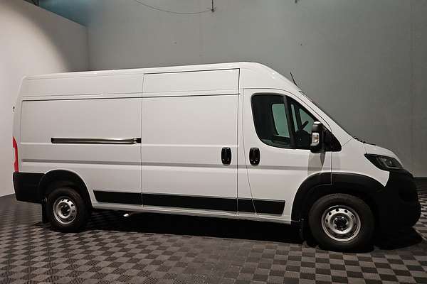 2024 Fiat Ducato Series 9 LWB