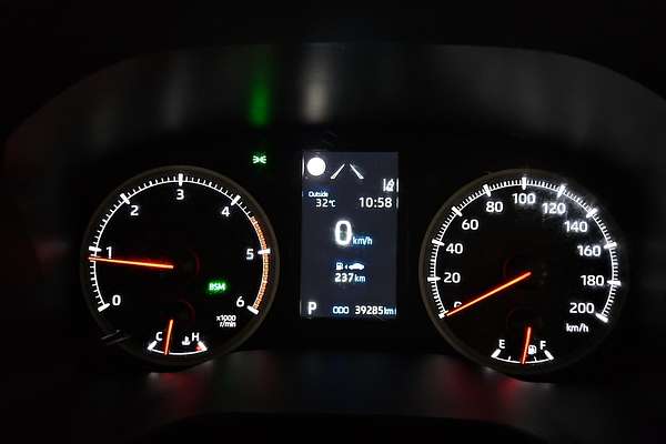 2021 Toyota Hiace GDH300R LWB