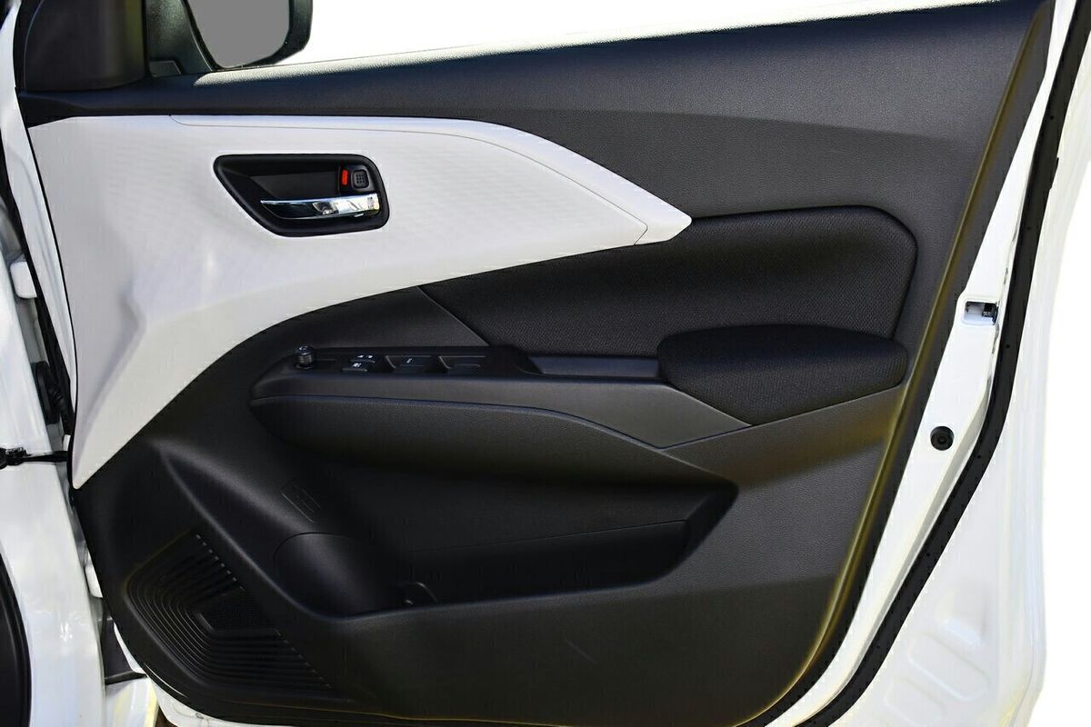 2025 Suzuki Swift Hybrid UZ
