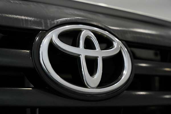 2014 Toyota Hilux Workmate TGN16R Rear Wheel Drive