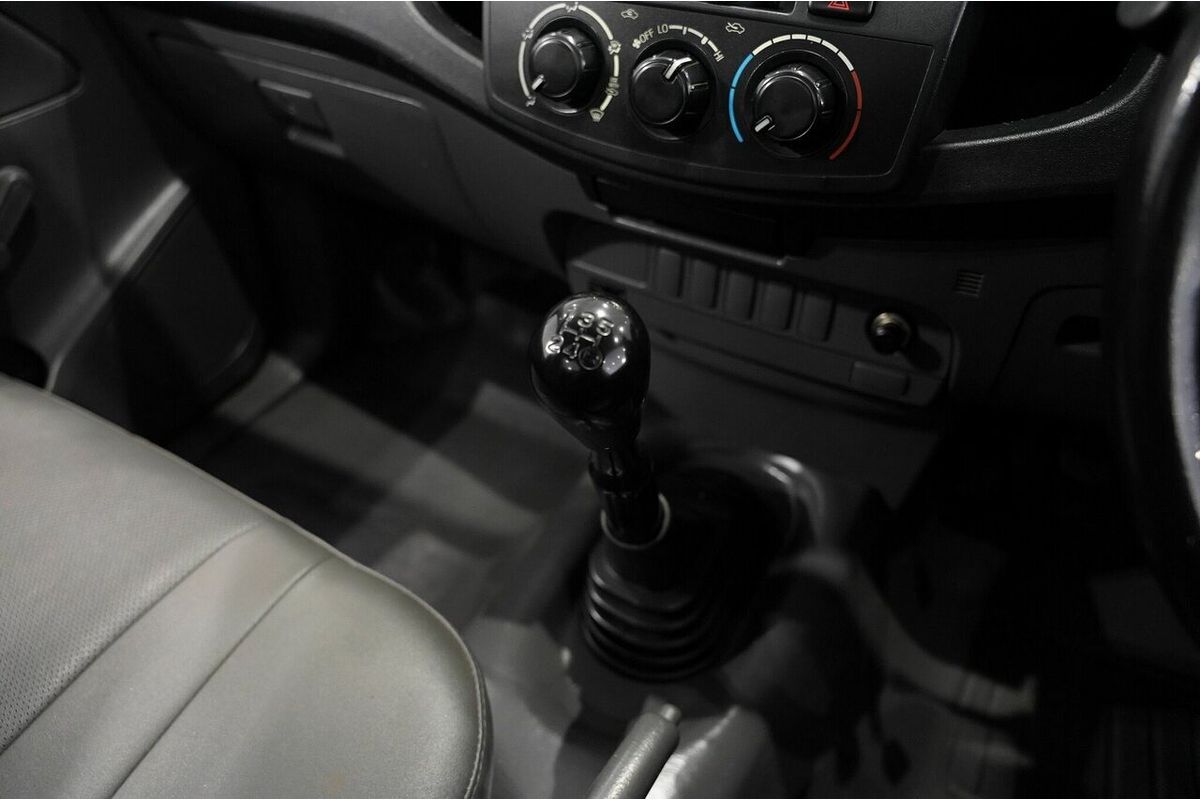 2014 Toyota Hilux Workmate TGN16R Rear Wheel Drive