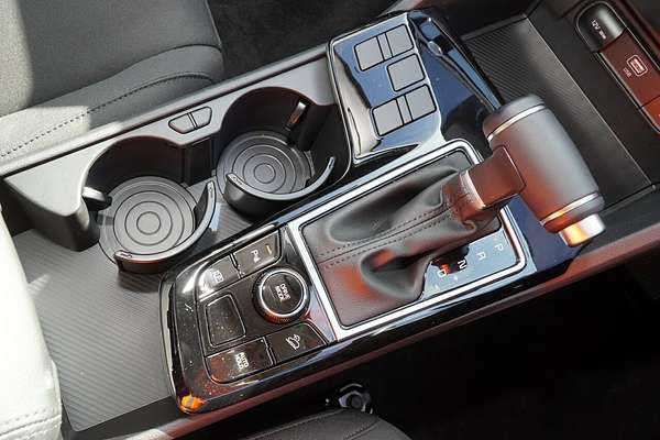 2024 Kia Sportage SX NQ5