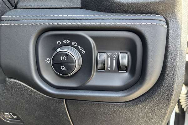 2024 RAM 2500 Yellowstone Edition Rambox DJ 4X4